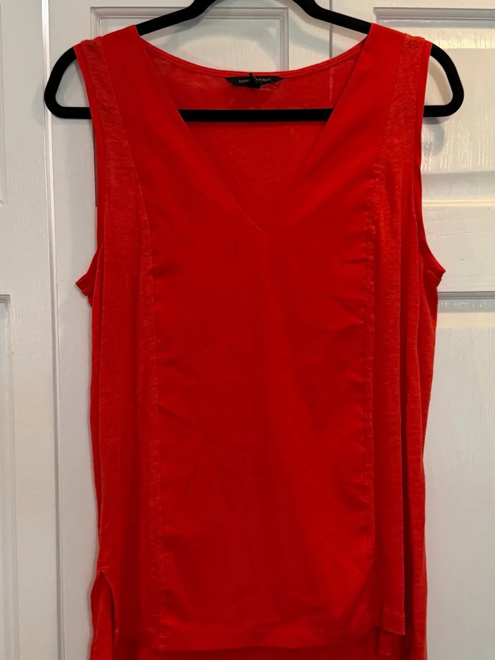 Banana Republic Fire Red / Orange V-Neck Sleeveless Tank Cotton Knit - Picture 1 of 11